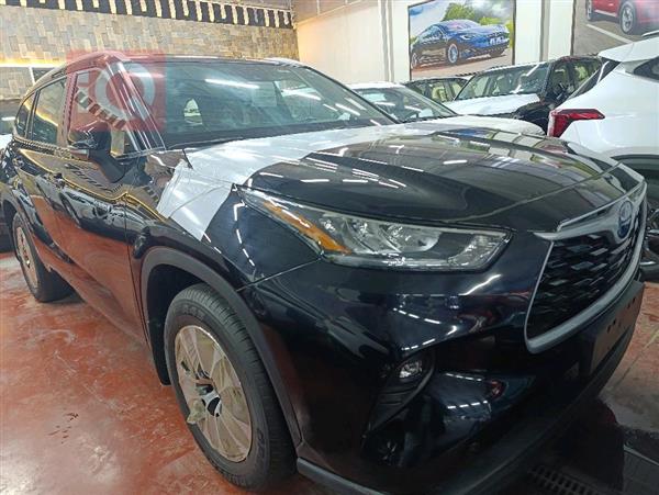 Toyota for sale in Iraq